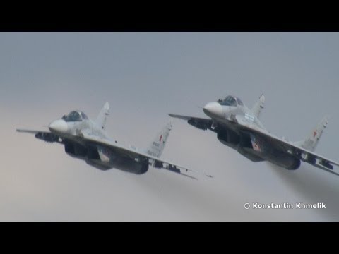 2 х МиГ-29 100 лет ВВС России 2012